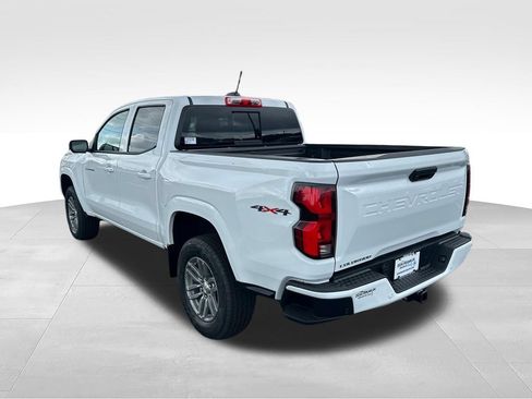 New 2026 Chevrolet Colorado LT w/ LT Convenience Package AWD/4WD image 3