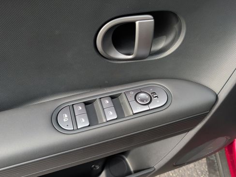 New 2026 Hyundai Ioniq 5 SEL image 32