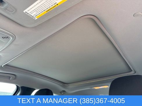 Used 2024 Chevrolet Malibu LT FWD image 31