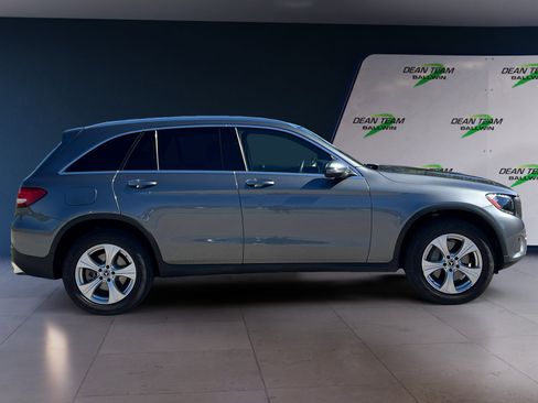 Used 2018 Mercedes-Benz GLC 300 4MATIC image 8