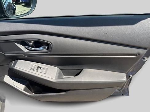 Used 2023 Honda Accord EX image 19