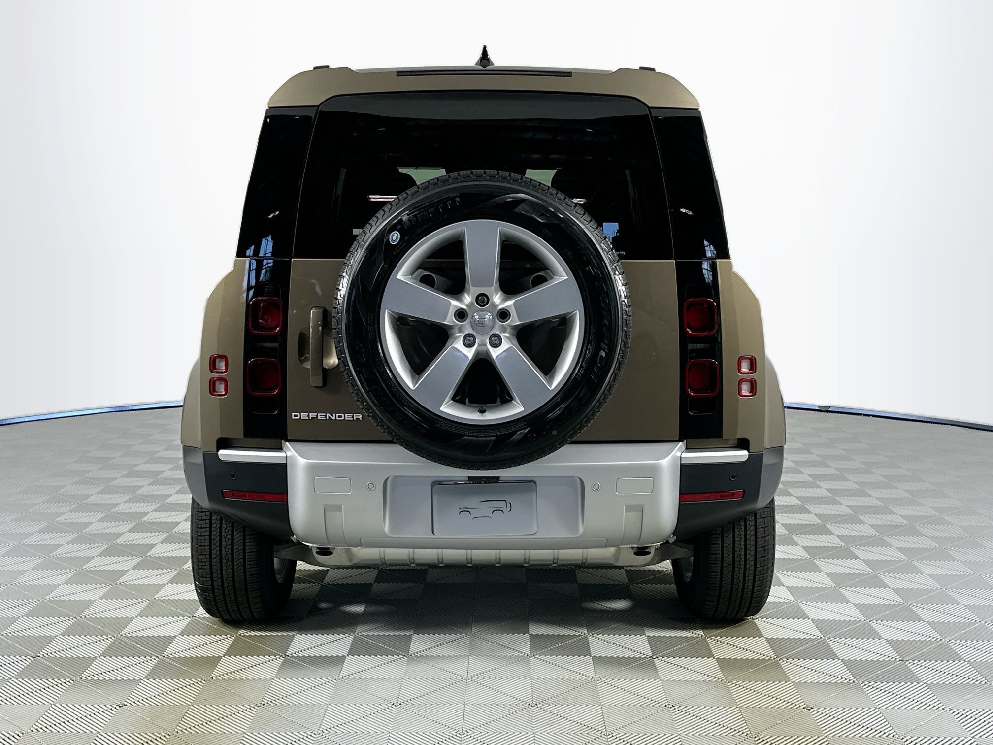 Certified 2025 Land Rover Defender 110 S AWD/4WD image 6