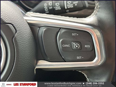 Used 2022 Jeep Wrangler Unlimited Sahara w/ LED Lighting Group AWD/4WD image 21