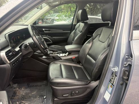 Used 2025 Kia Telluride S AWD/4WD image 10