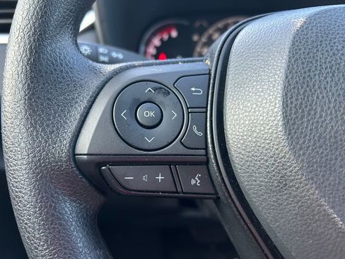 Certified 2025 Toyota RAV4 LE image 19