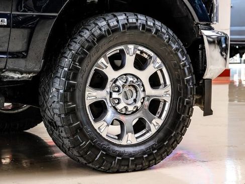 Used 2021 Ford F250 Lariat w/ Chrome Package image 43