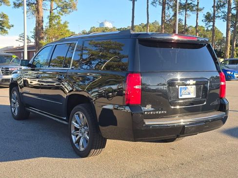Used 2015 Chevrolet Suburban LTZ image 3