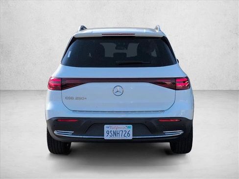 Used 2024 Mercedes-Benz EQB 250+ image 7