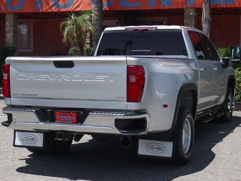 Used 2020 Chevrolet Silverado 3500 LTZ w/ Technology Package AWD/4WD image 10