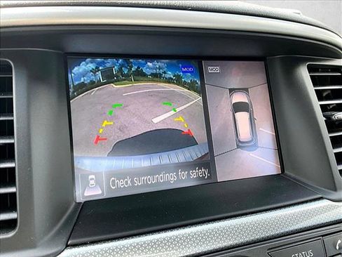 Used 2019 Nissan Pathfinder SL w/ Cargo Package image 21