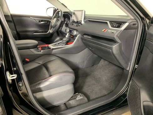 Used 2020 Toyota RAV4 TRD Off-Road w/ TRD Off-Road Weather Package image 39