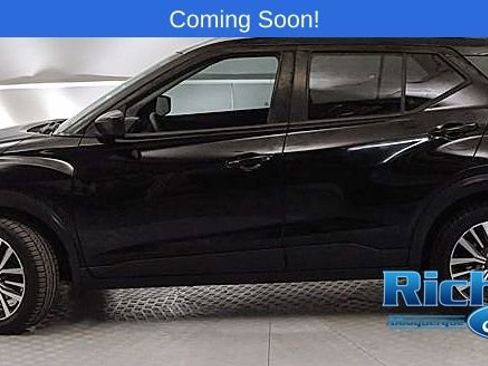 Used 2021 Nissan Kicks SV image 5