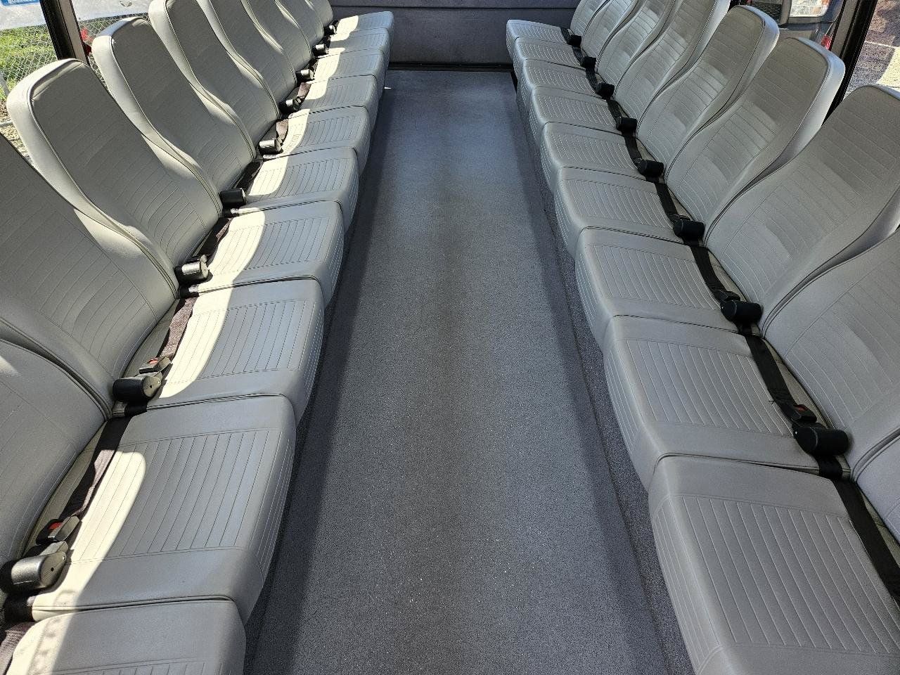 Used 2012 Ford F450 XL w/ PWR Equipment Group RWD image 24