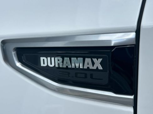 Used 2021 GMC Yukon Denali AWD/4WD image 12