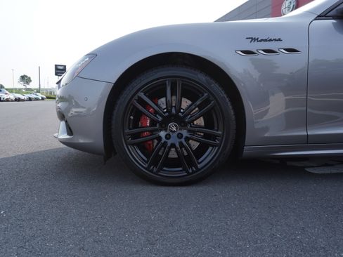 Used 2022 Maserati Ghibli Modena image 14