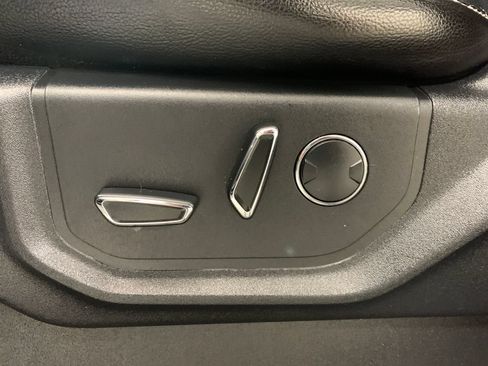 Used 2018 Ford F150 Lariat w/ Equipment Group 501A Mid AWD/4WD image 18