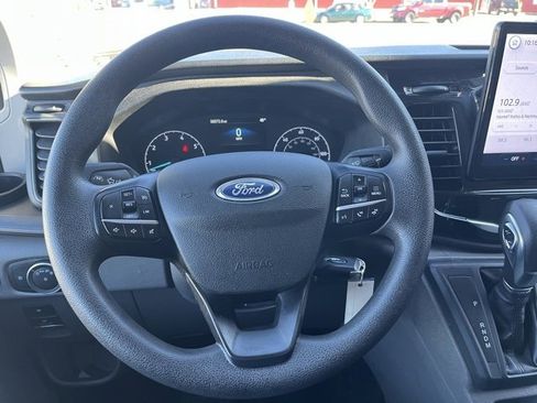 Used 2023 Ford Transit 350 XLT image 21