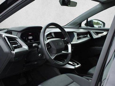 Used 2023 Audi Q4 e-tron Premium Plus w/ Premium Plus RWD image 12