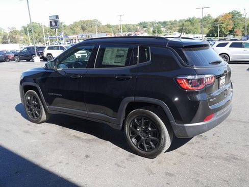 New 2025 Jeep Compass Latitude w/ Convenience Group image 10