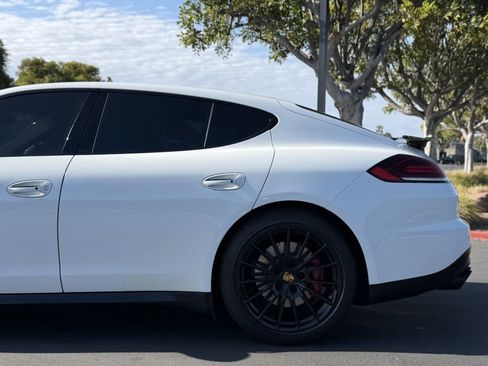 Used 2016 Porsche Panamera GTS AWD/4WD image 7