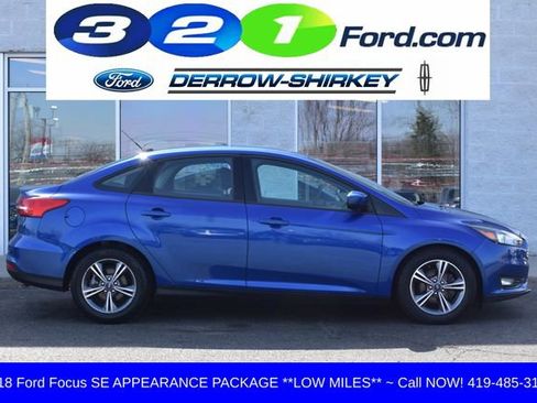 Used 2018 Ford Focus SE w/ SE Appearance Package image 3