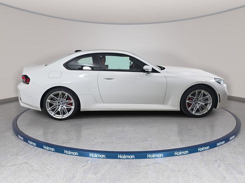 New 2026 BMW M2 Base w/ Lighting Package image 4