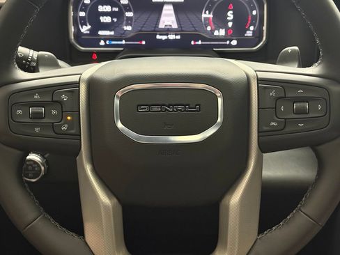 Used 2024 GMC Sierra 1500 Denali w/ Denali Reserve Package AWD/4WD image 23