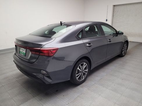 Used 2024 Kia Forte LXS image 9
