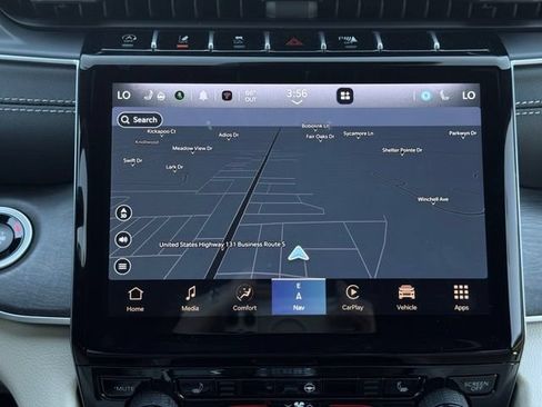 Used 2025 Jeep Grand Cherokee L Limited AWD/4WD image 43