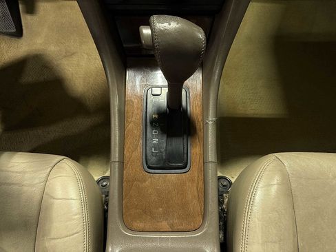 Used 1998 Lexus ES 330 image 29