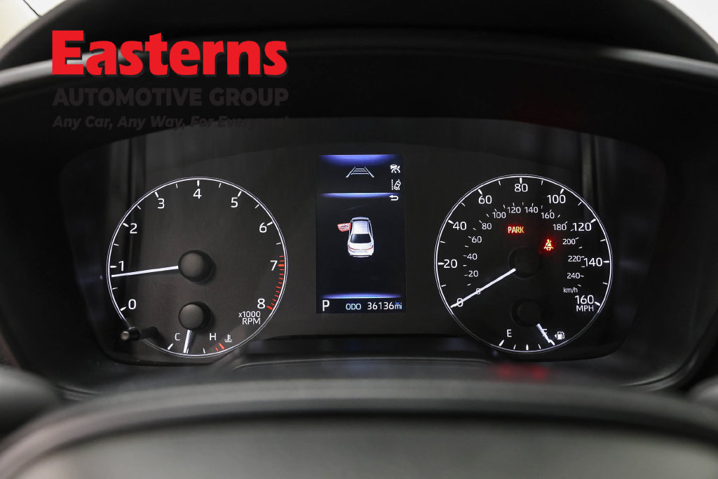 Used 2025 Toyota Corolla LE FWD image 18
