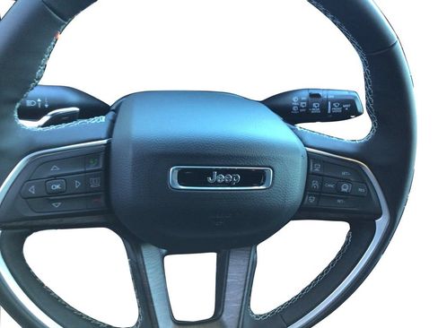 New 2026 Jeep Grand Cherokee Altitude AWD/4WD image 17