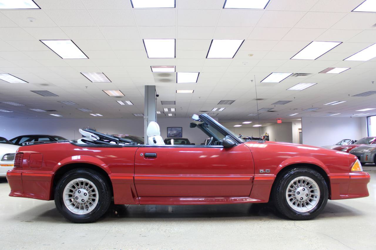 Used 1987 Ford Mustang GT RWD image 32