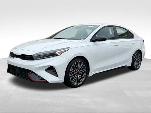Used 2024 Kia Forte GT w/ GT2 Package image 3