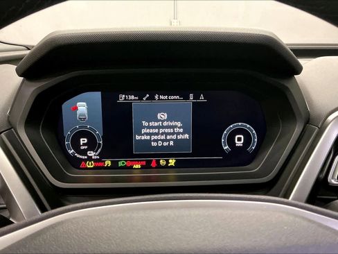 Used 2023 Audi Q4 e-tron Prestige image 22