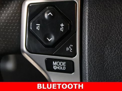 Used 2021 Toyota 4Runner Limited image 12