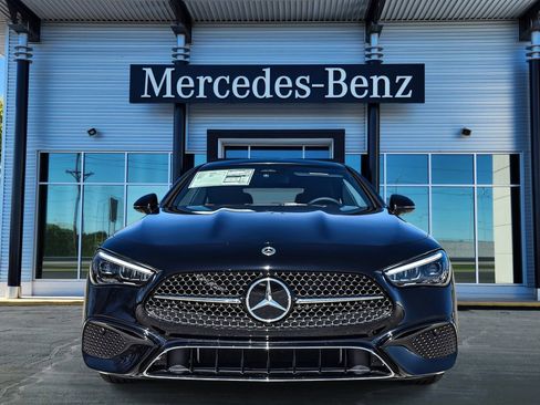 New 2026 Mercedes-Benz CLE 300 4MATIC Coupe image 2