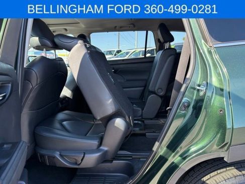 Used 2024 Toyota Highlander XLE image 36
