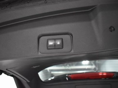 Certified 2023 Nissan Rogue Platinum w/ Platinum Premium Package image 34