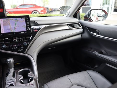 Used 2023 Toyota Camry XSE w/ Navigation Package FWD image 13