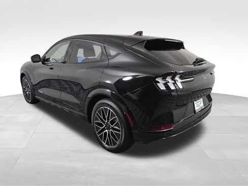 Used 2024 Ford Mustang Mach-E Premium image 5