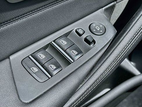 Used 2023 BMW 530i w/ Premium Package RWD image 18
