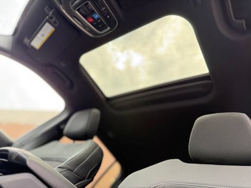 New 2026 Jeep Grand Cherokee Laredo X AWD/4WD image 24