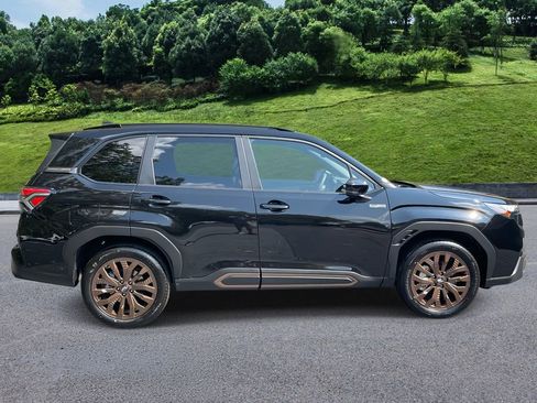 Used 2025 Subaru Forester Sport image 6