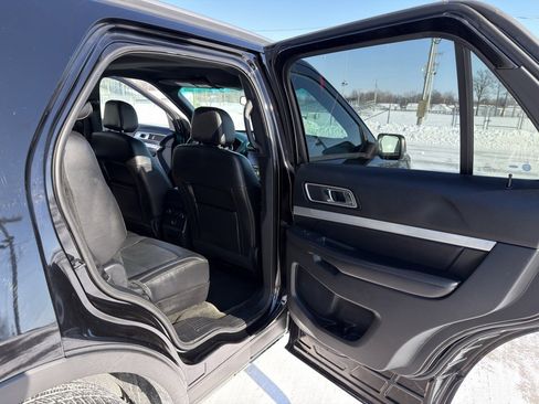 Used 2016 Ford Explorer XLT w/ Equipment Group 202A image 53