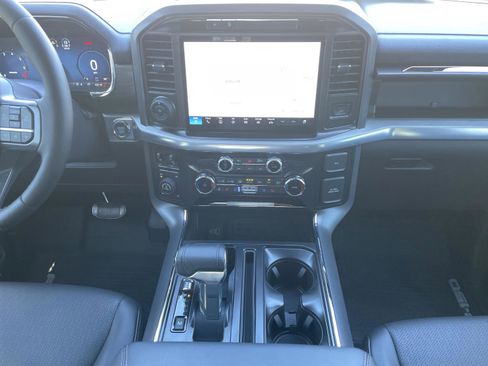 New 2025 Ford F150 Lariat w/ Equipment Group 501A Mid image 17