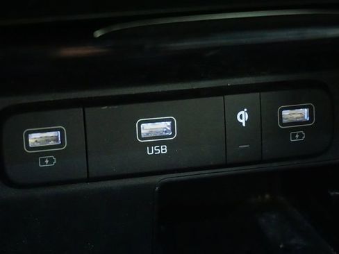 Used 2023 Kia Sorento SX image 69