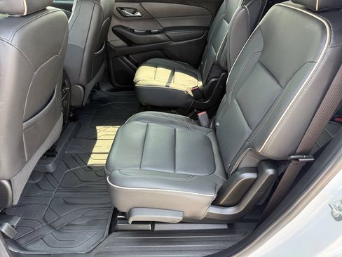 Used 2023 Chevrolet Traverse Premier w/ LPO, Floor Liner Package AWD/4WD image 11