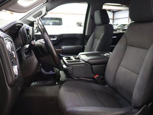 Used 2019 GMC Sierra 1500 SLE w/ SLE Value Package AWD/4WD image 32