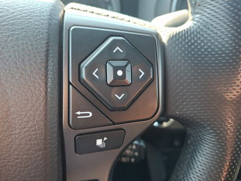 Used 2021 Toyota Tacoma TRD Sport w/ TRD Premium Sport Package AWD/4WD image 22